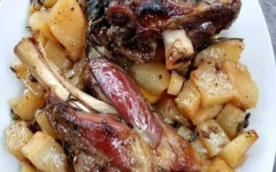 Cordero Asado al horno con patatas.